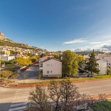 Zora * Makarska